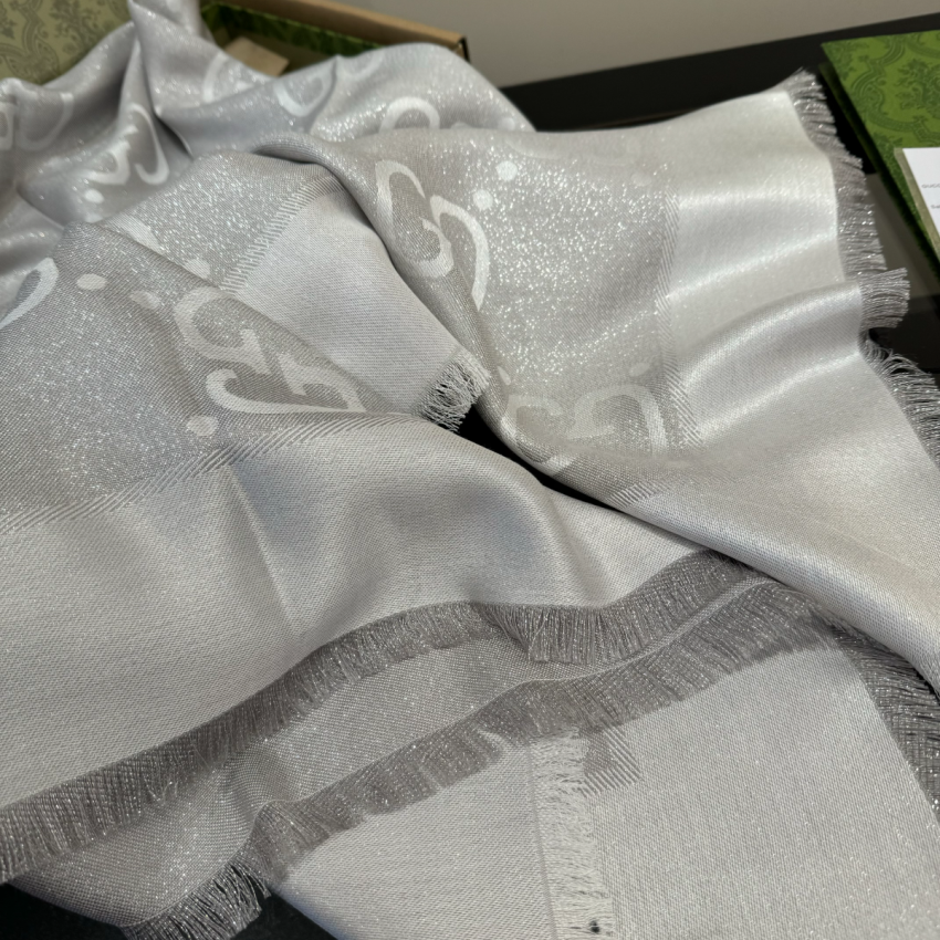 Gvc*1 GG jacquard silk wool shawl