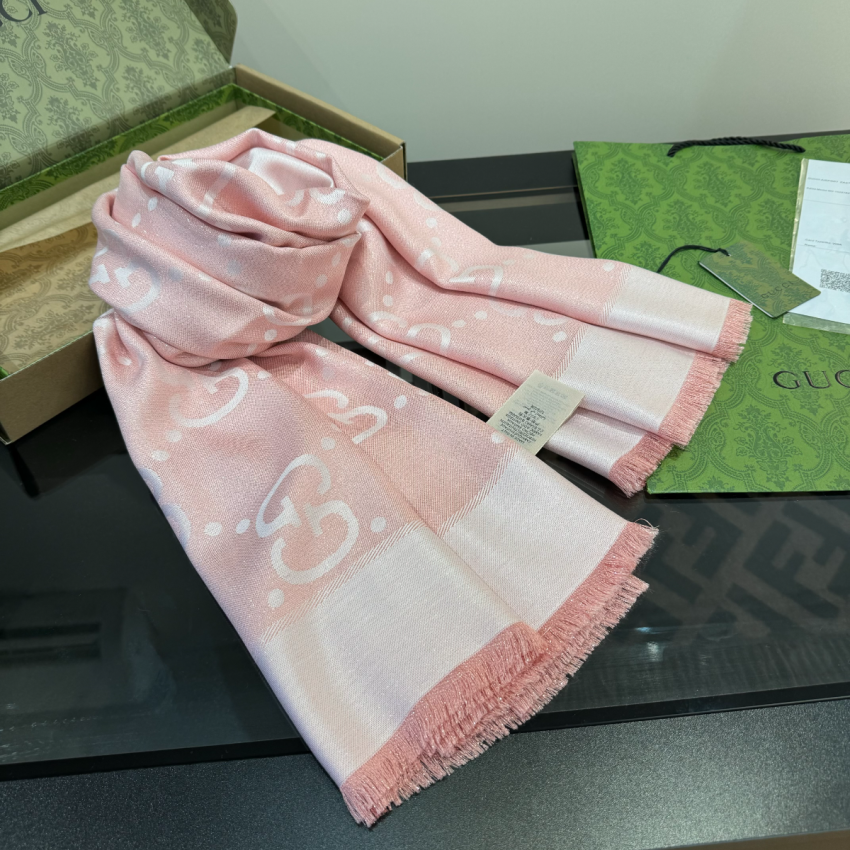 Gvc*1 GG jacquard silk wool shawl