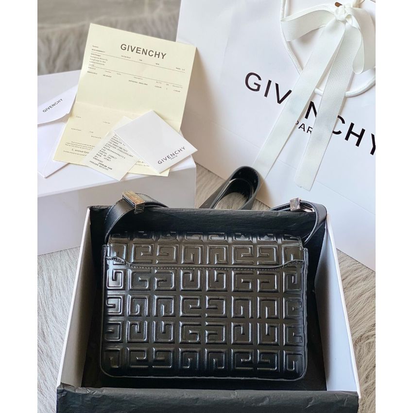 G1uenchy 4g shoulder bag