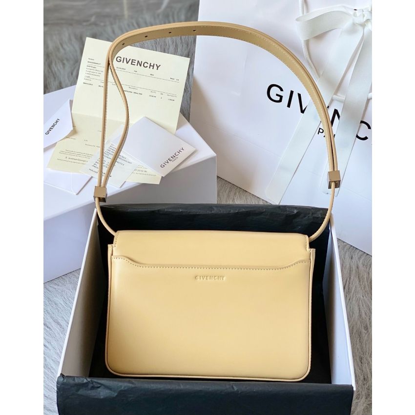 G1uenchy 4g shoulder bag