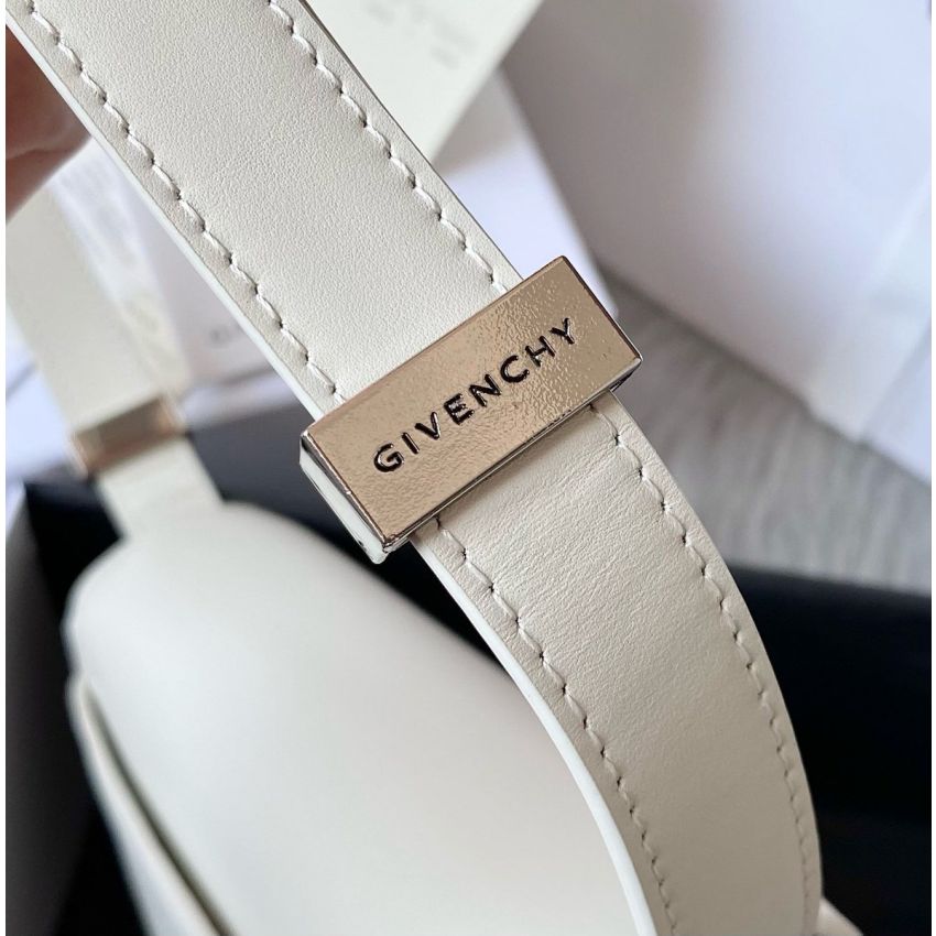 G1uenchy 4g shoulder bag
