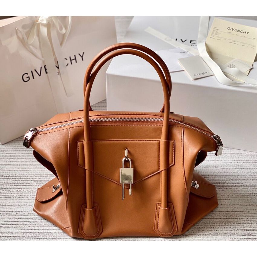 G1uenchy antigona lock soft tote
