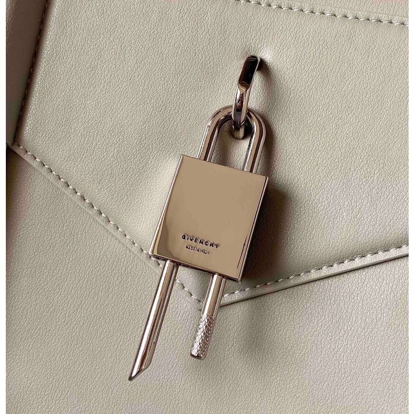 G1uenchy antigona lock soft tote