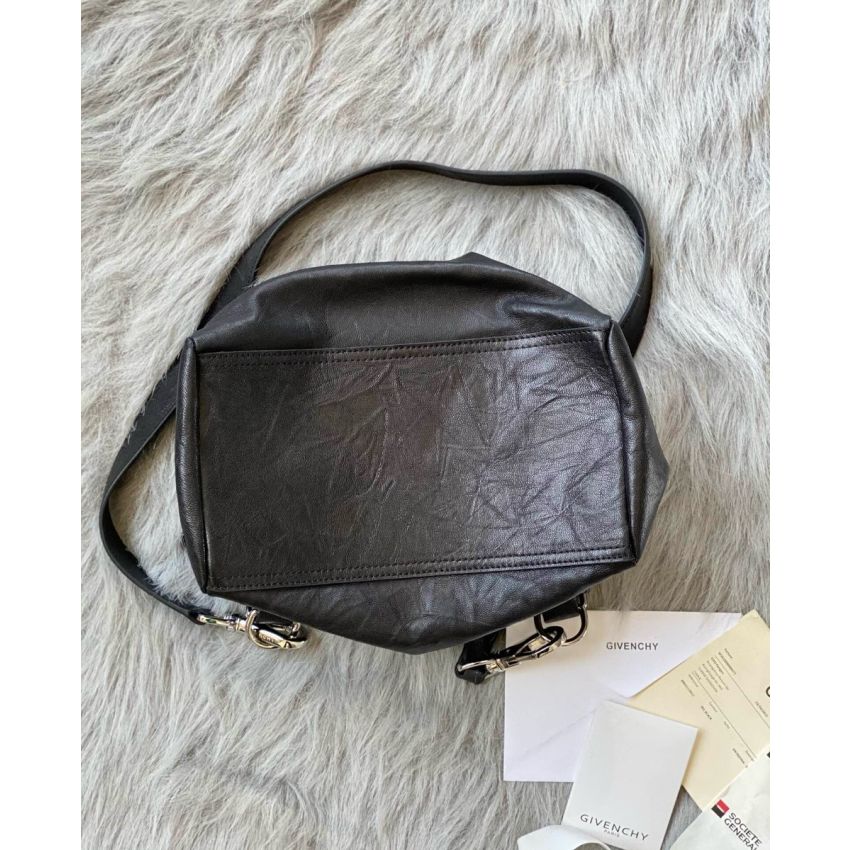 g1uenchy small P*nd0ra bag