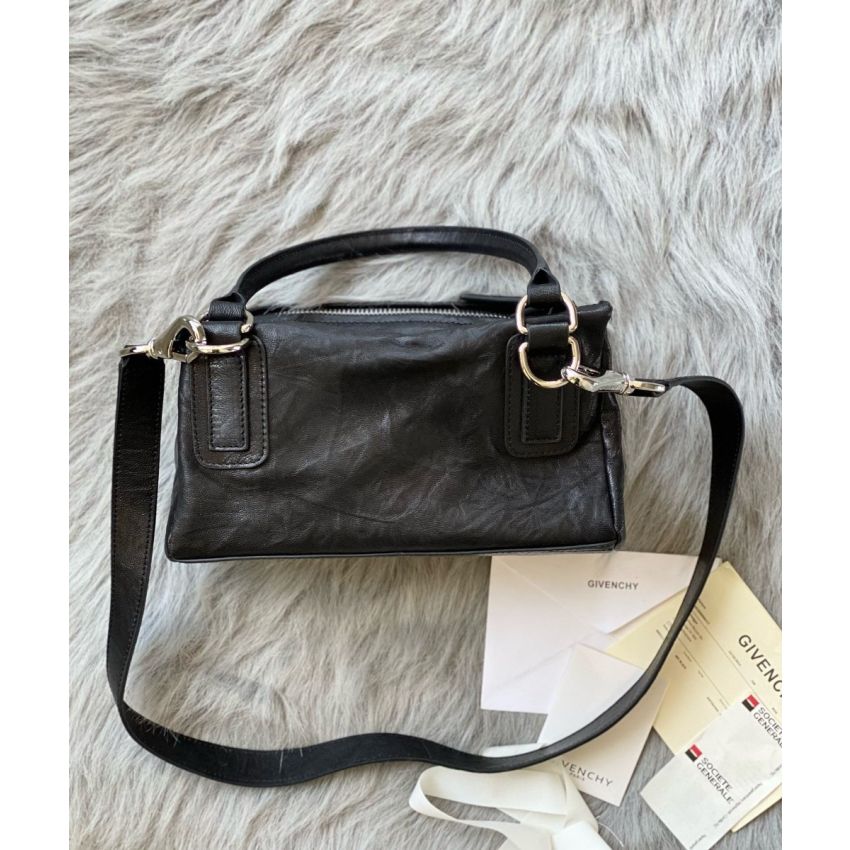 g1uenchy small P*nd0ra bag