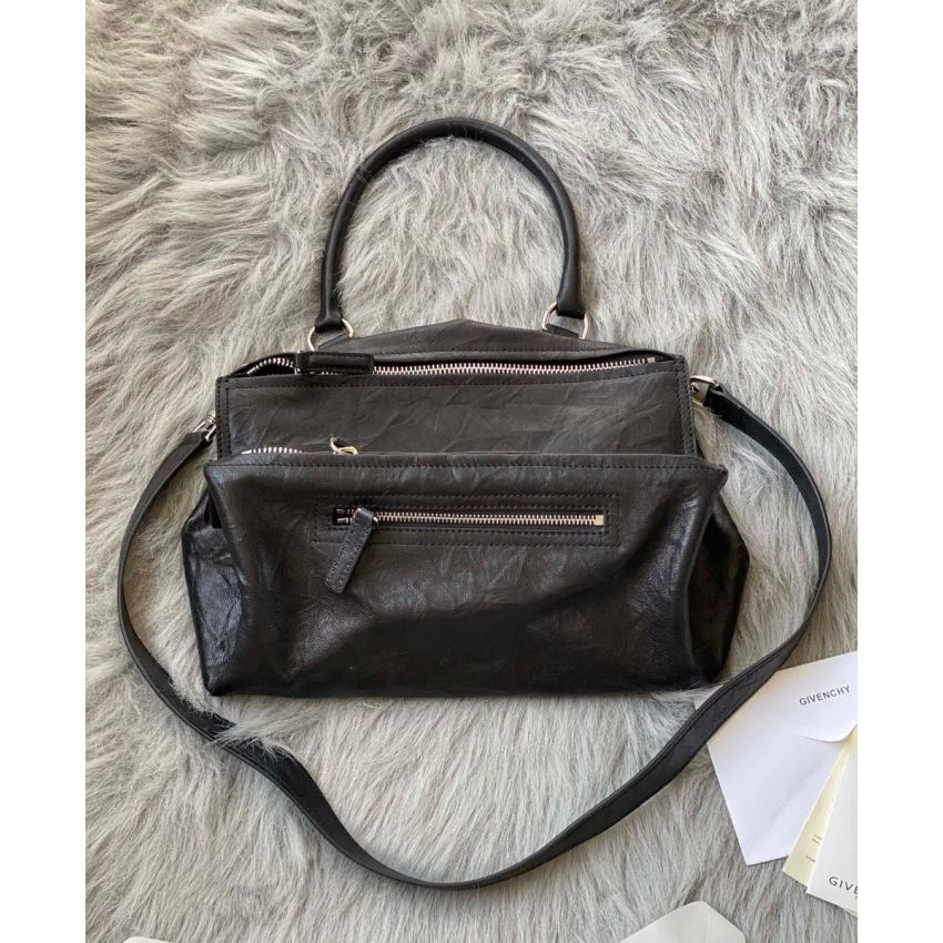 g1uenchy large P*nd0ra bag