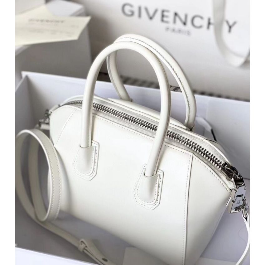 G1uenchy small antigona tote