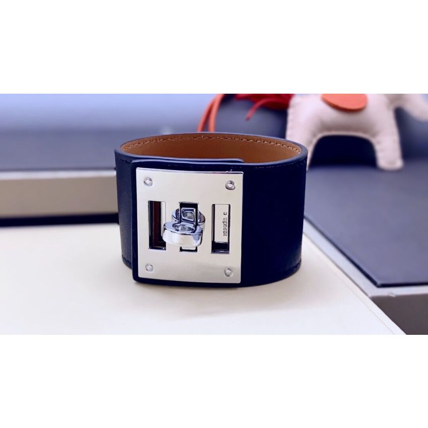 H**me5  Leather Bracelet