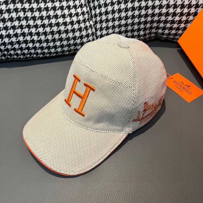 H**me5 Baseball Cap