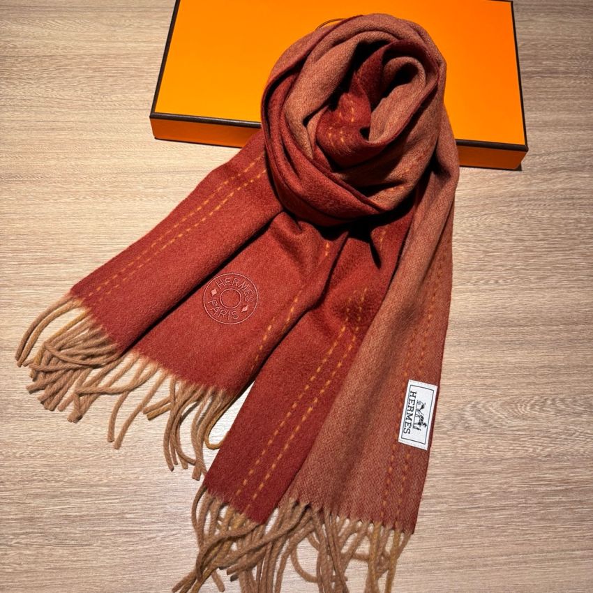 H**me5 Cashmere Scarf