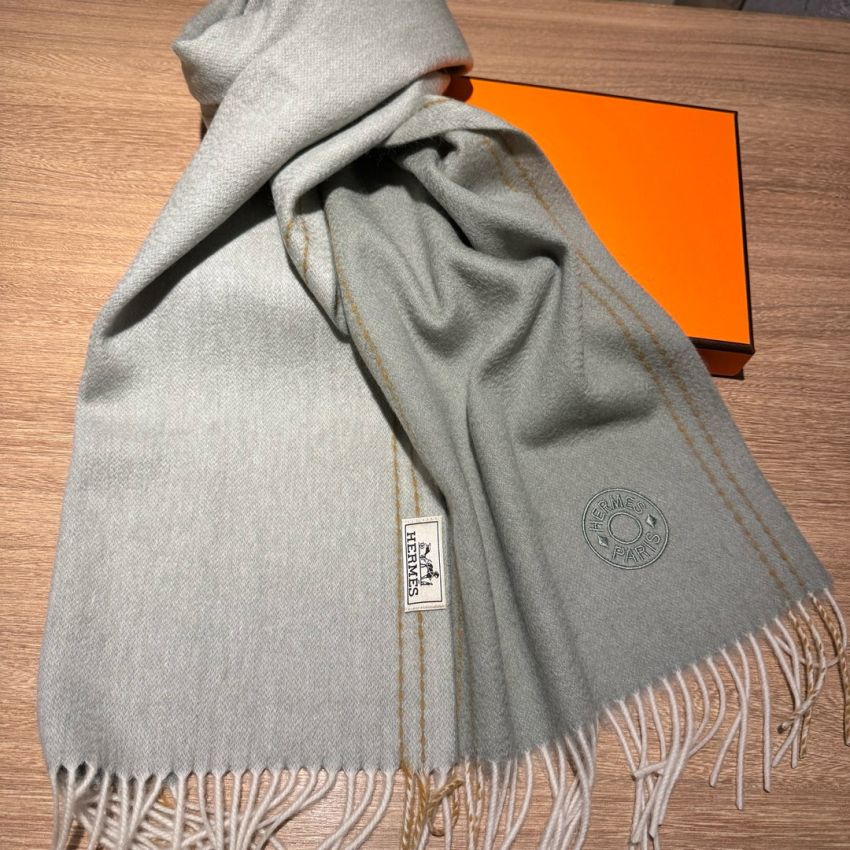 H**me5 Cashmere Scarf