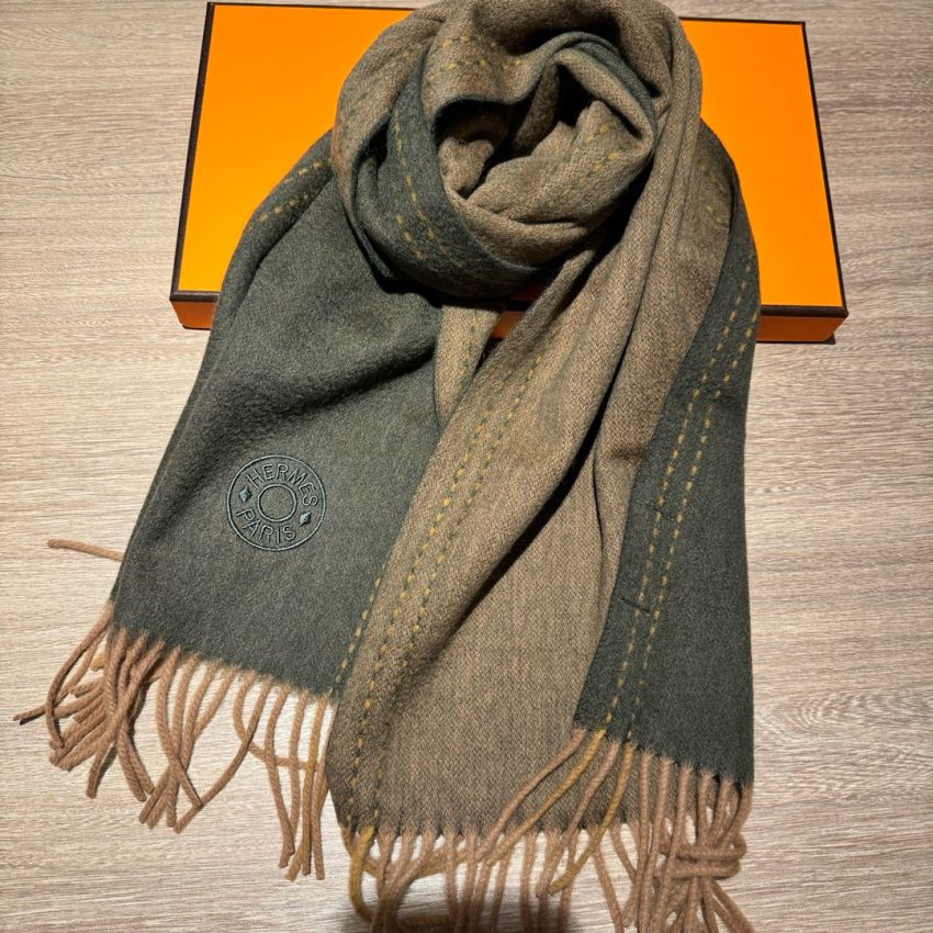 H**me5 Cashmere Scarf