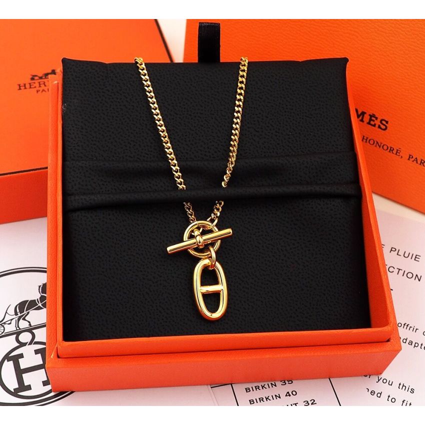 H**me5 Necklace