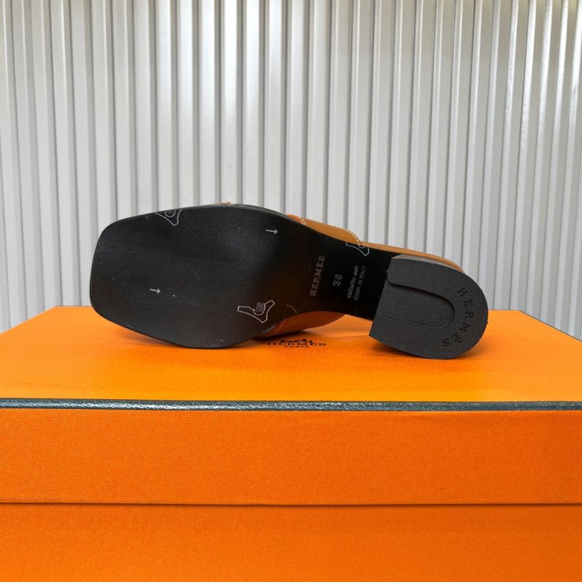 H**me5 heeled mule,  size 35-41