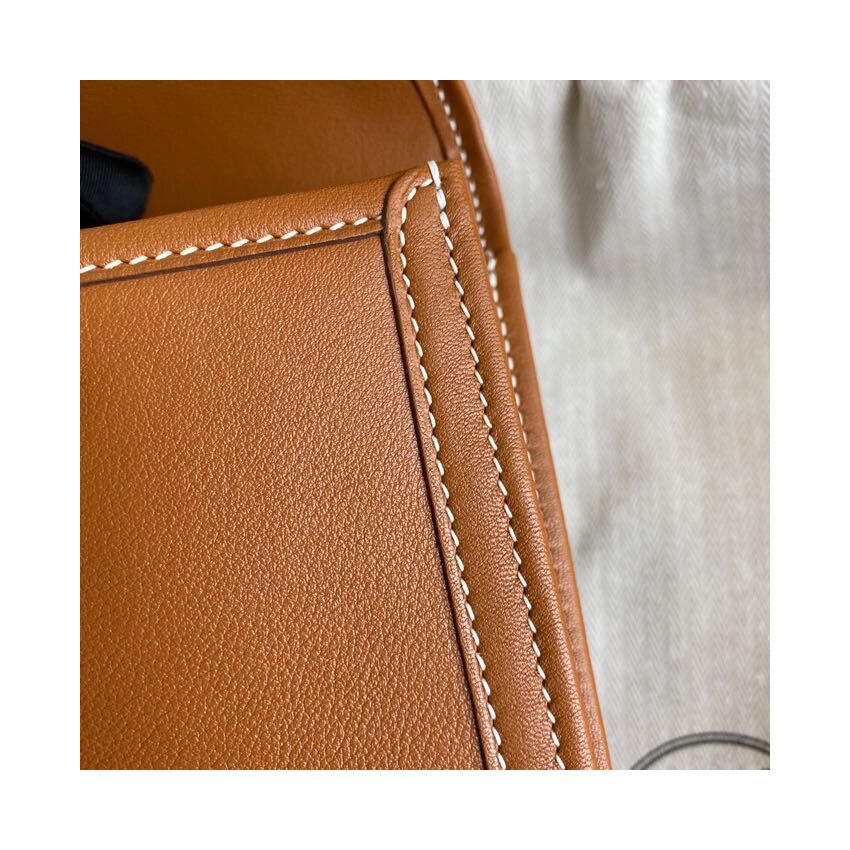 H**me5 Jige Elan Clutch in Swift Leather