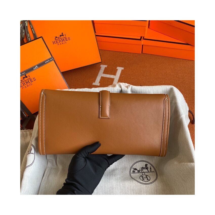 H**me5 Jige Elan Clutch in Swift Leather