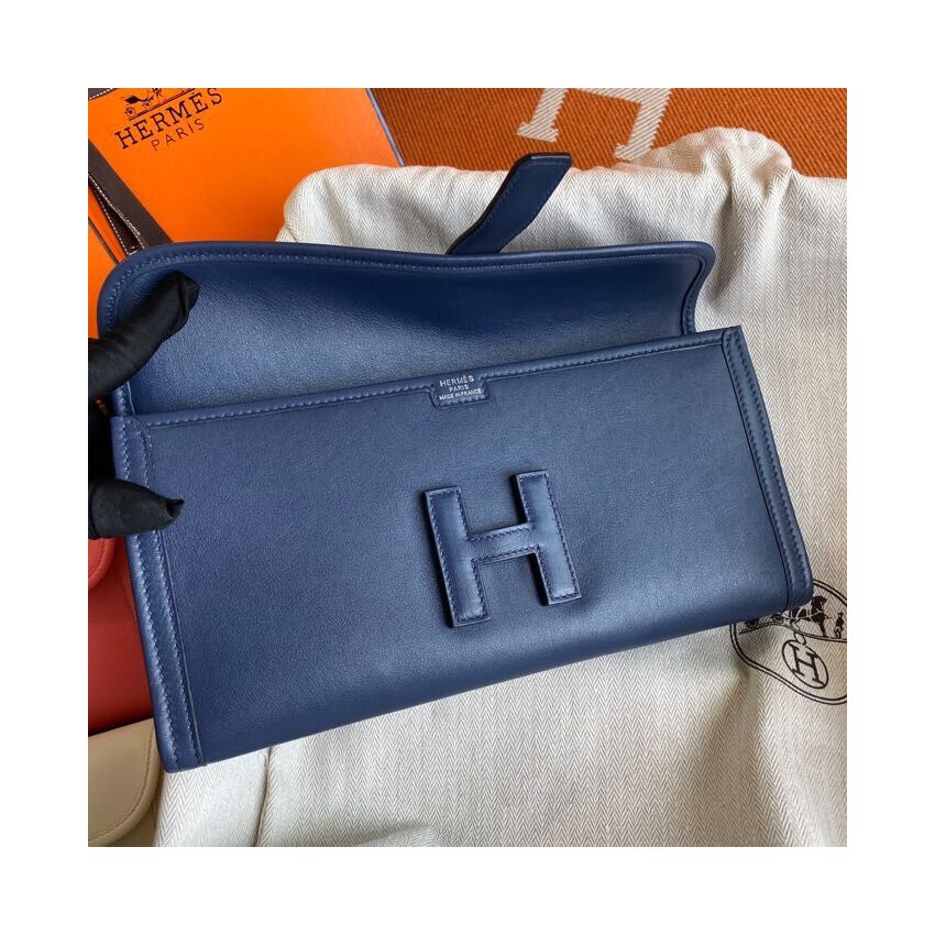 H**me5 Jige Elan Clutch in Swift Leather
