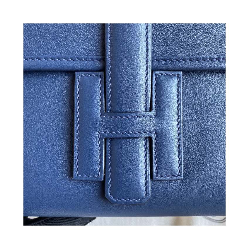 H**me5 Jige Elan Clutch in Swift Leather