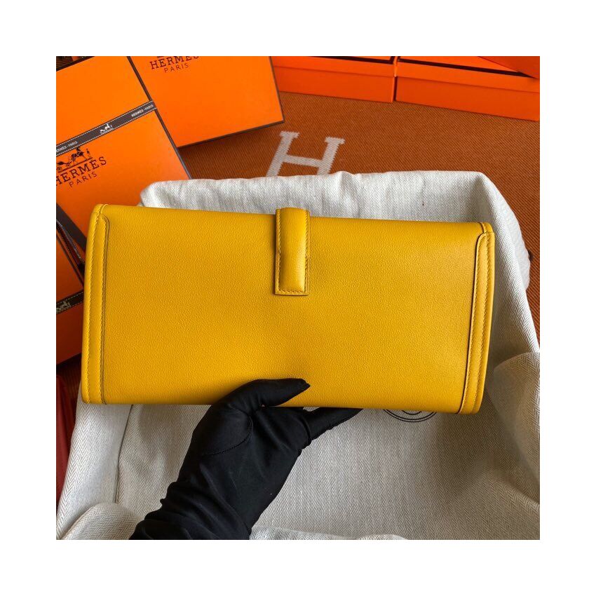 H**me5 Jige Elan Clutch in Swift Leather