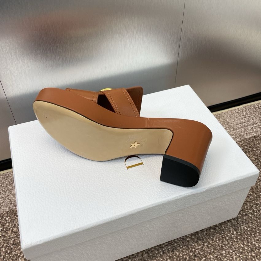 D10r Montaigne Platform Sandal  ,  size 35-41