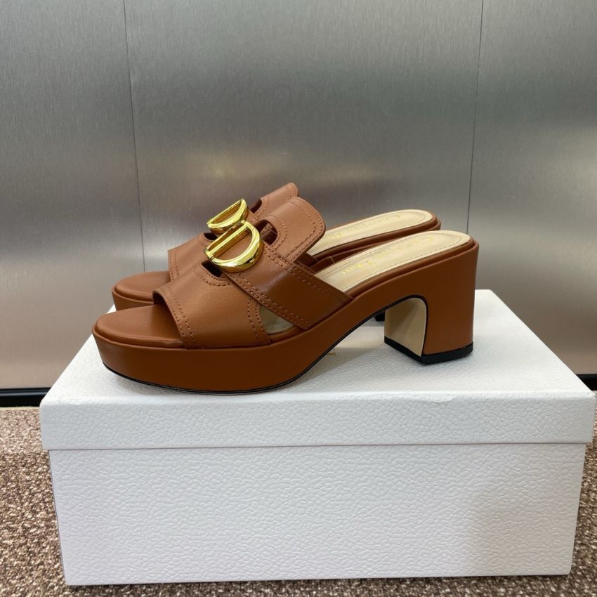D10r Montaigne Platform Sandal  ,  size 35-41