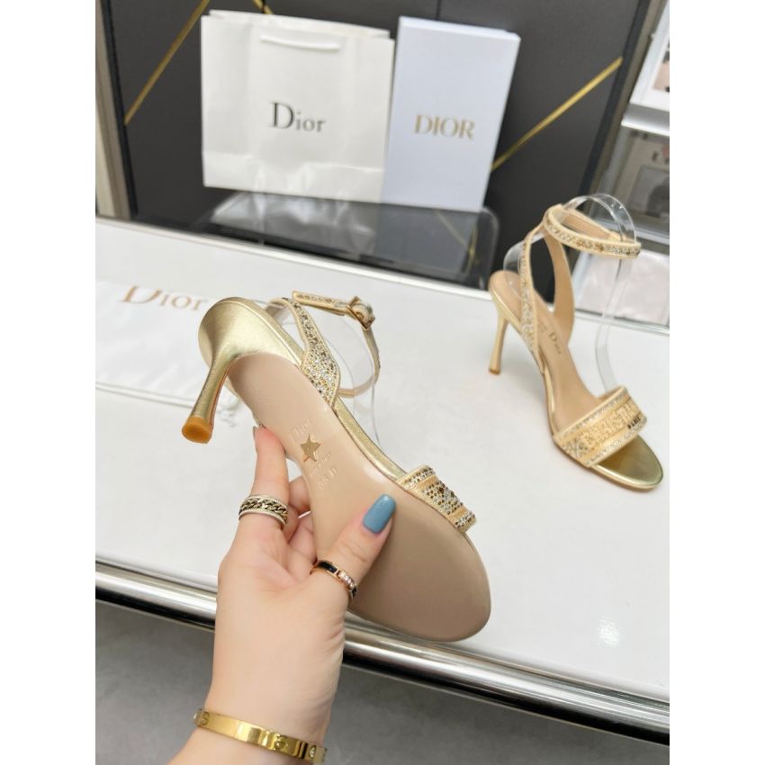 D10r Dway heeled sandal , size 35-41