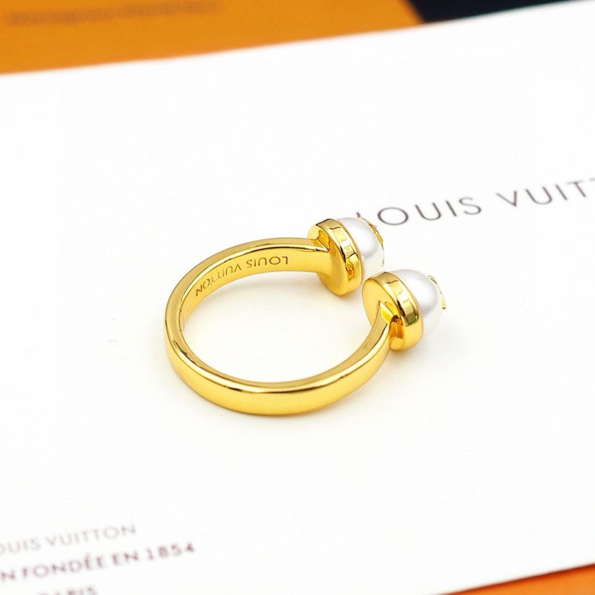 LV Ring