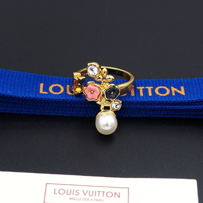 LV Ring