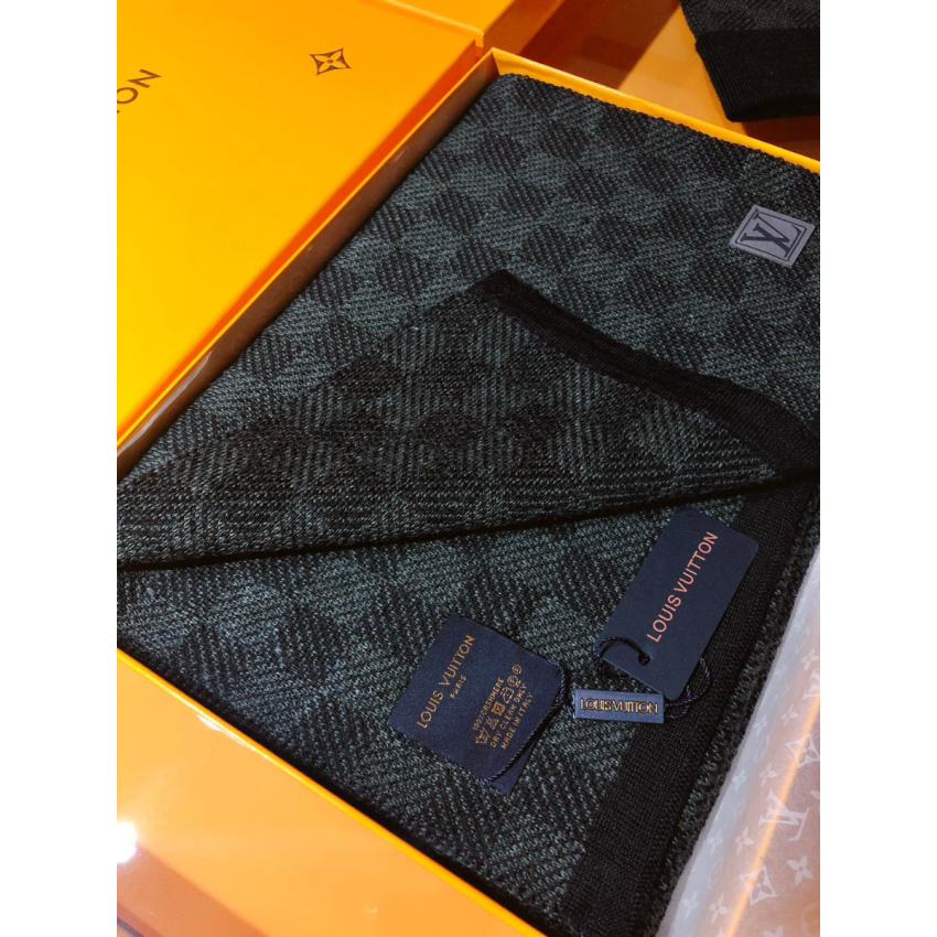 LV cashmere Scarf & Beanie
