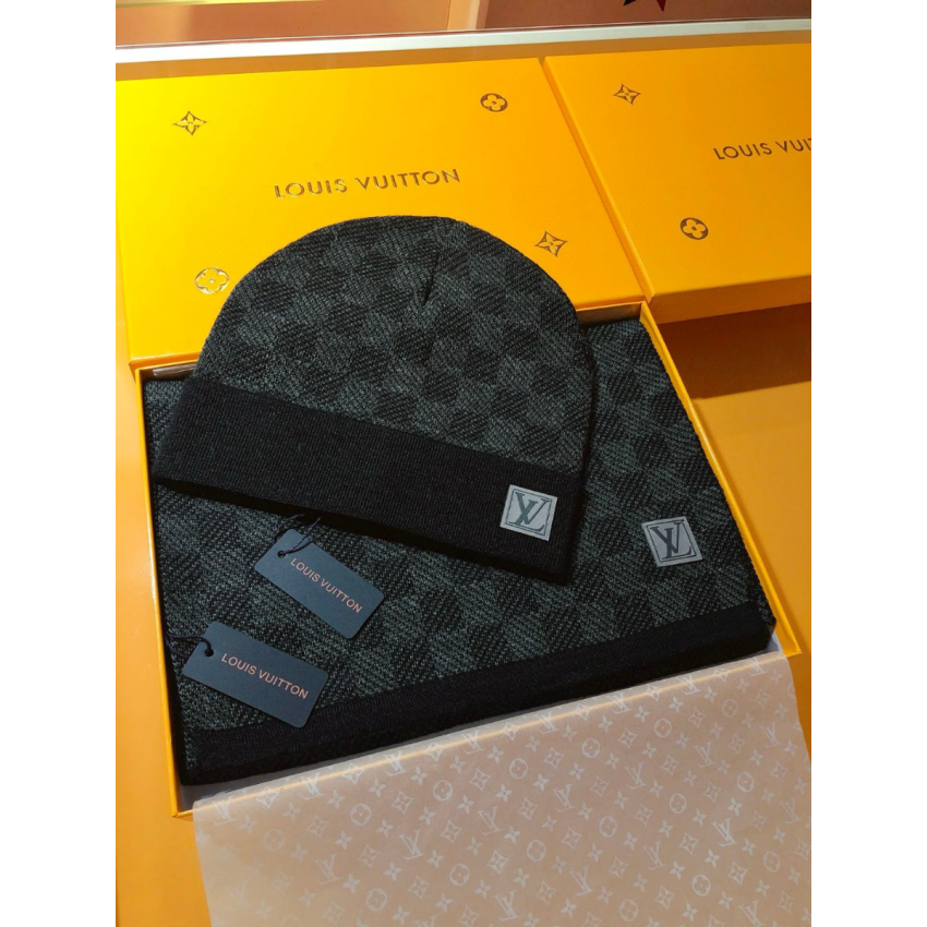 LV cashmere Scarf & Beanie