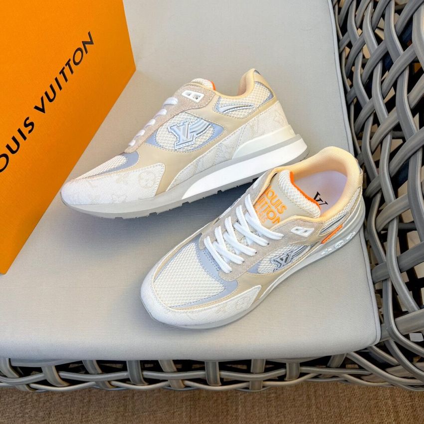 L0vis Vvtt0n Run Sneakers