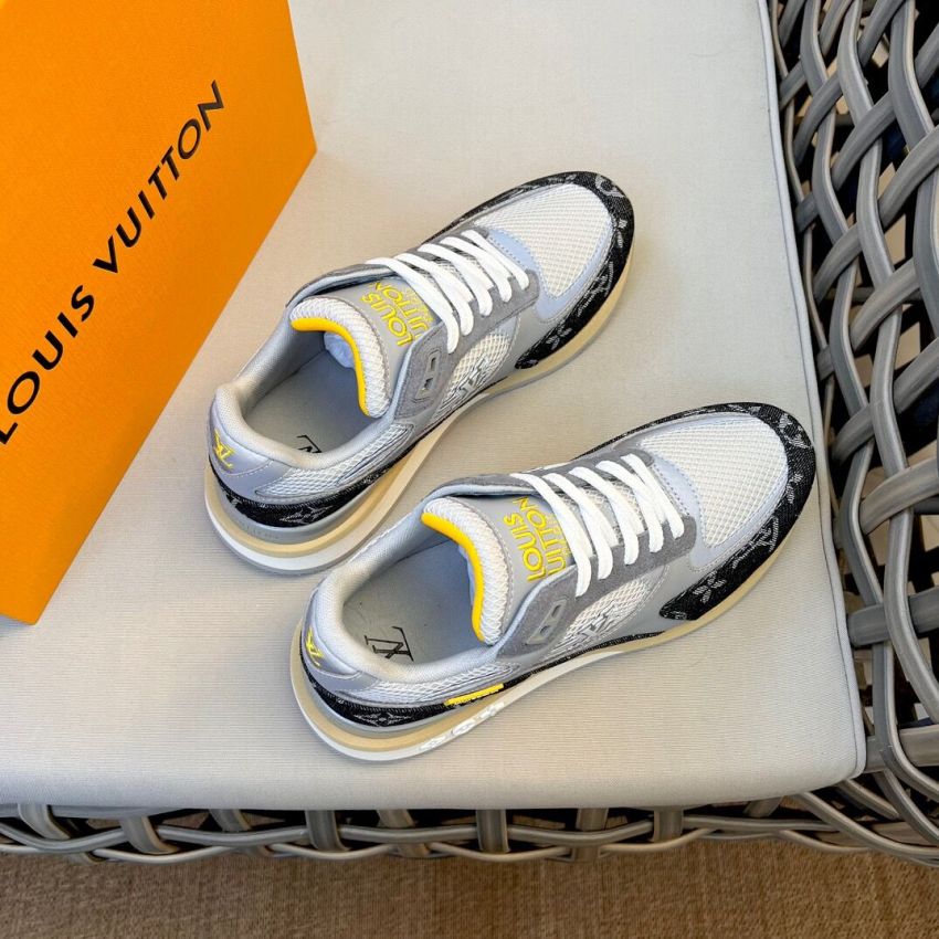 L0vis Vvtt0n Run Sneakers