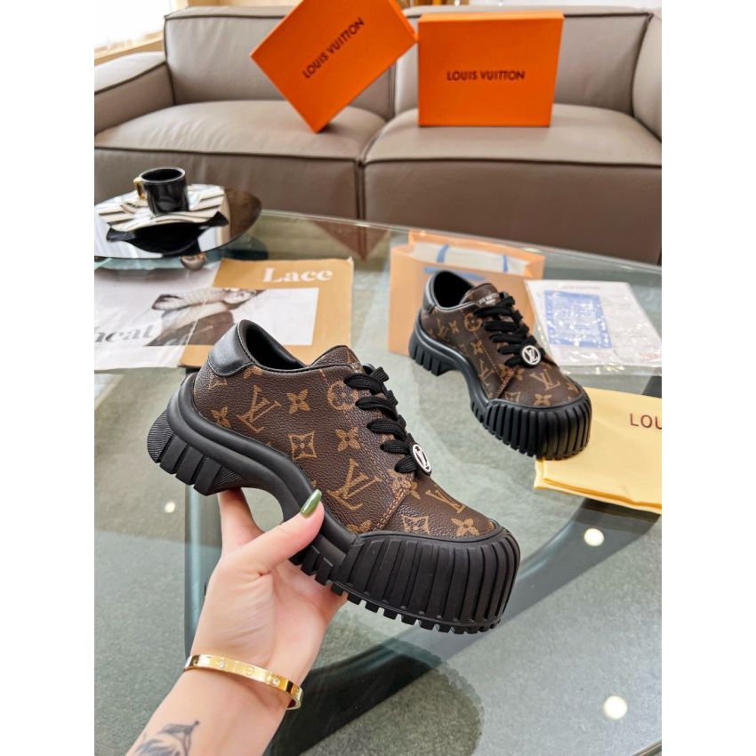 L0vis Vvtt0n Lady's shoes
