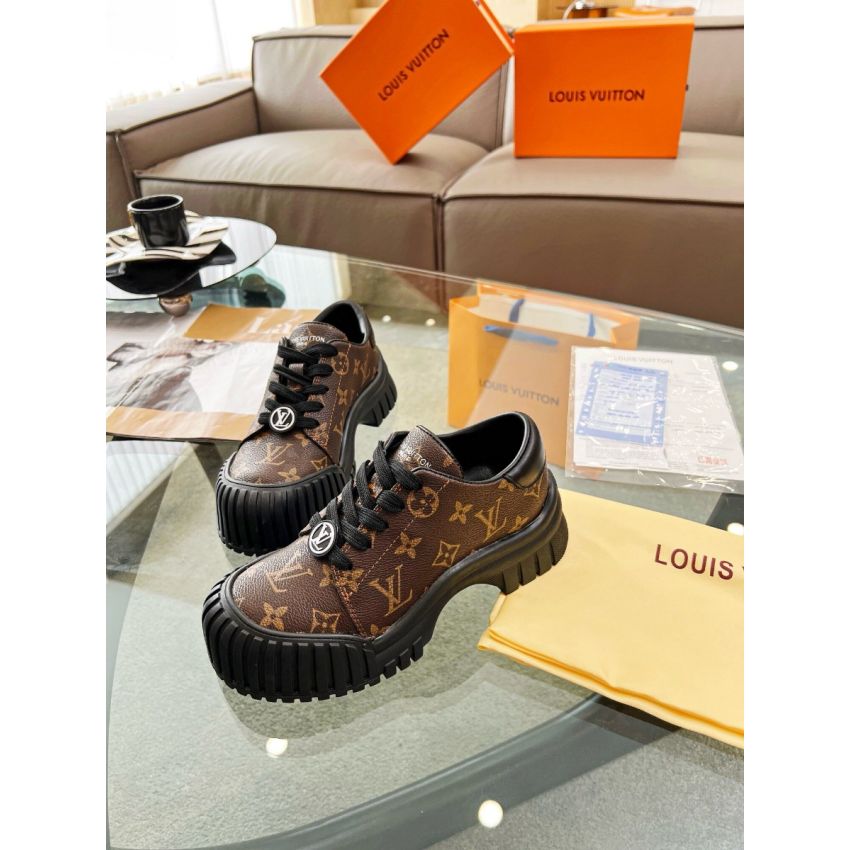 L0vis Vvtt0n Lady's shoes