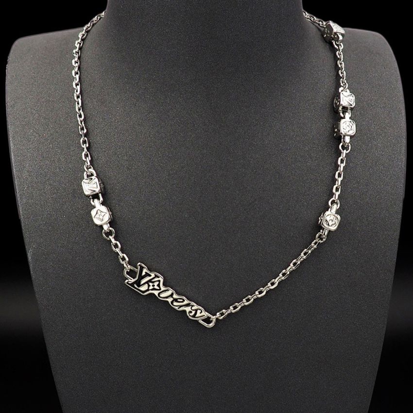 LV Vers Dice Necklace