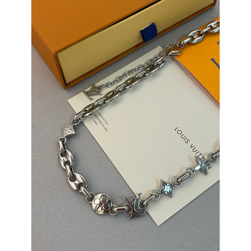 LV sailor Necklace