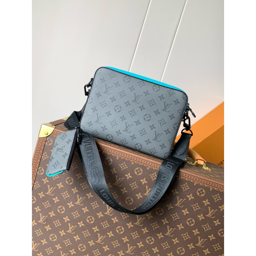 M11648 Trio Messenger