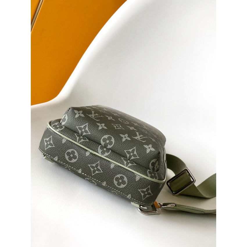 M11702 Avenue Slingbag