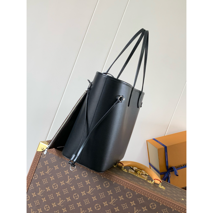M11930  Neverfull MM