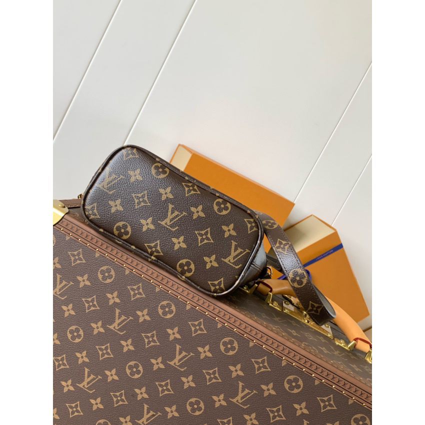 M12106 Reversible Neverfull Bandoulière Inside Out BB