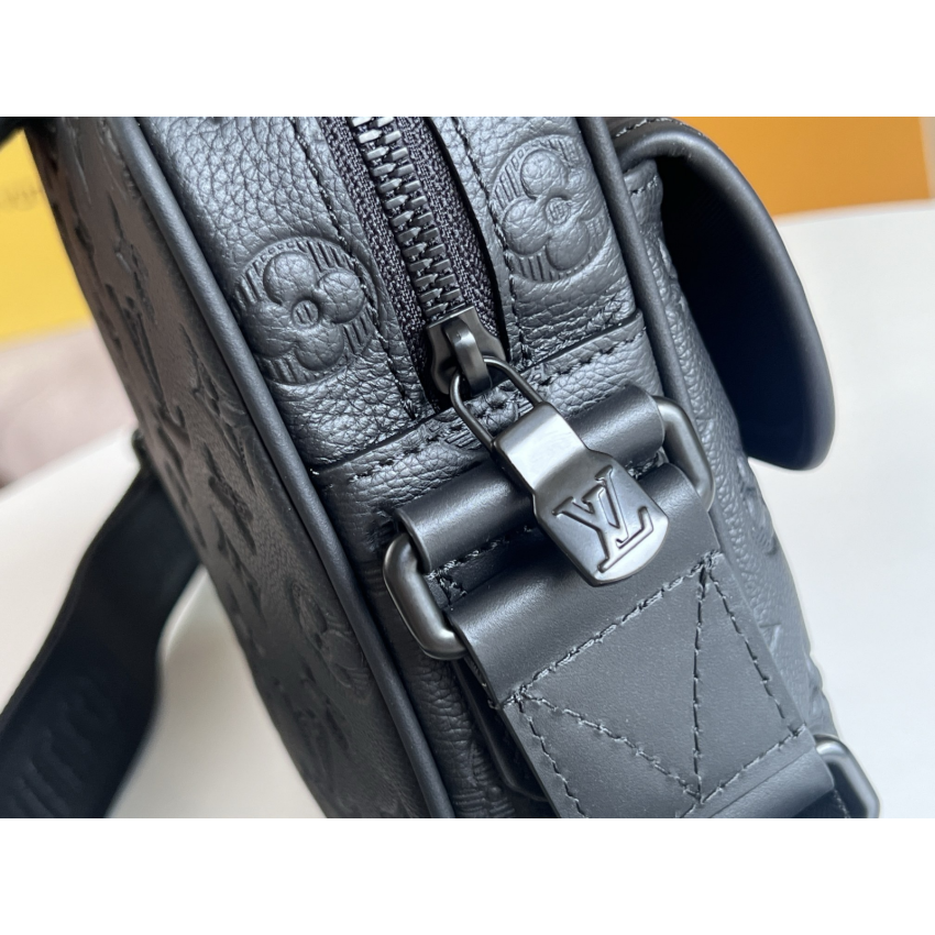 M12516 Getaway Messenger