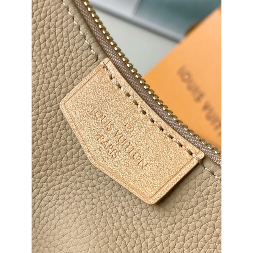 M12697 Hobo Cargo