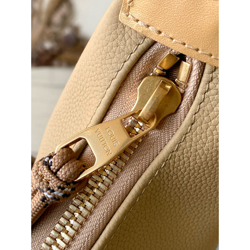 M12697 Hobo Cargo