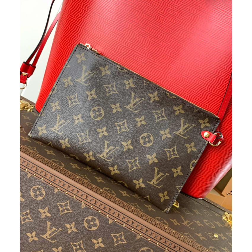 M12755 Epi leather Neverfull MM