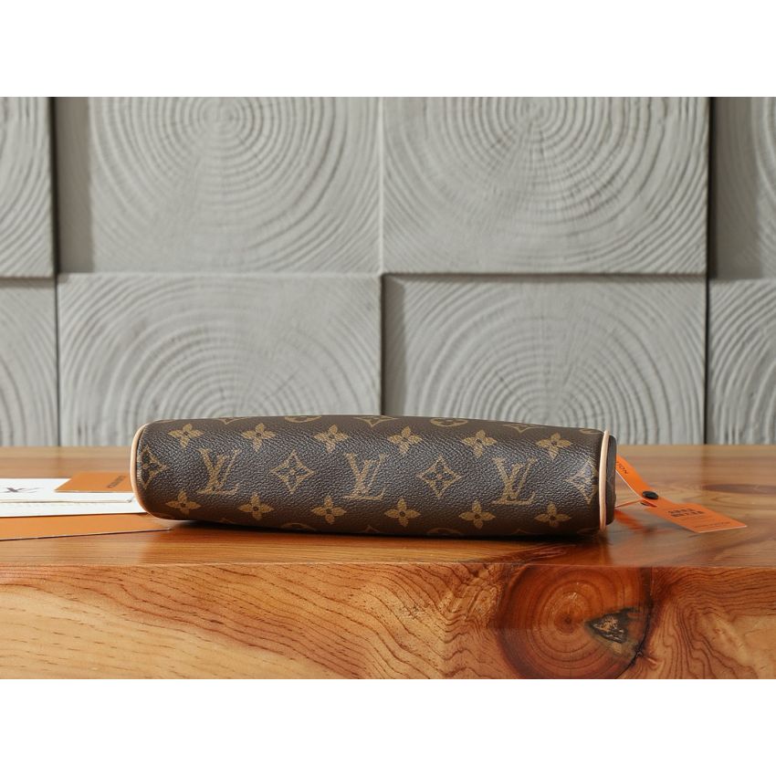 M13567 Pochette Eva