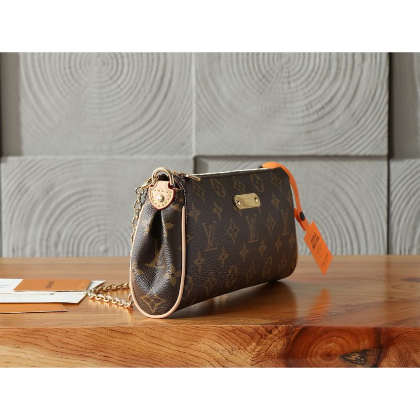 M13567 Pochette Eva