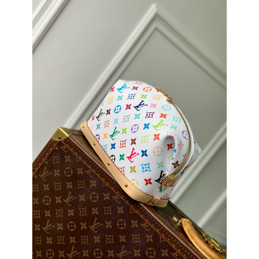 M13743 LV x TM Cosmetic Pouch GM