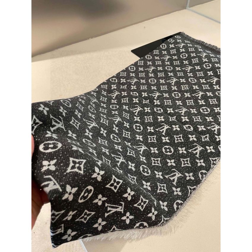 LV Classic Monogram Shawl