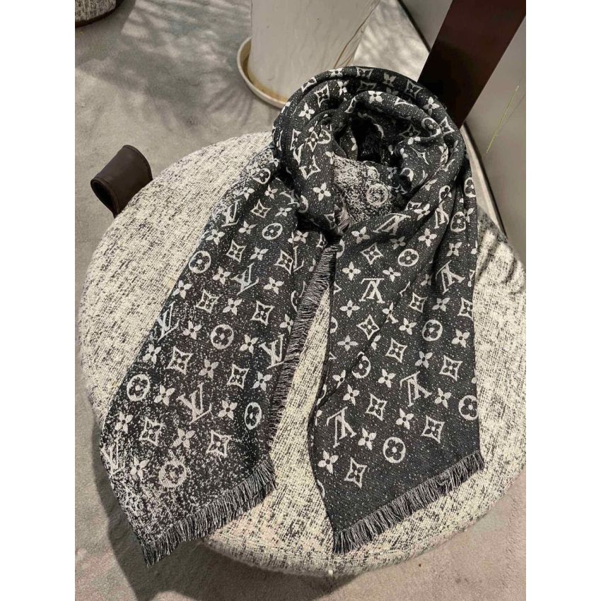 LV Classic Monogram Shawl