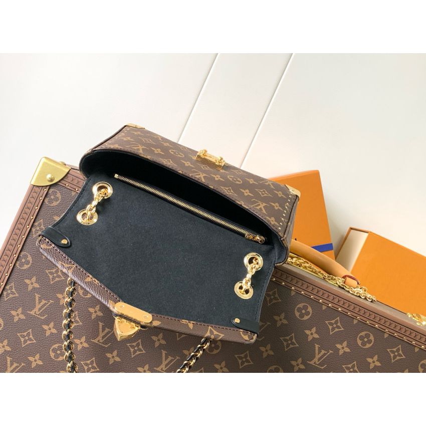 M14526 SS25 Collection Trunkie